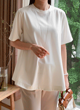 韓国マタニティウェア*シルキーポンチローマ半袖Tシャツ